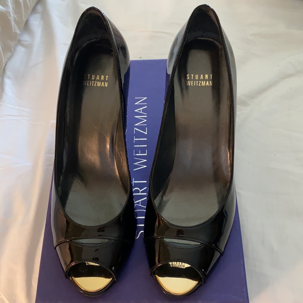 Stuart Weitzman Beautiful Patentleather Logo Shoes - image 1